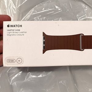 Apple Watch leather loop band